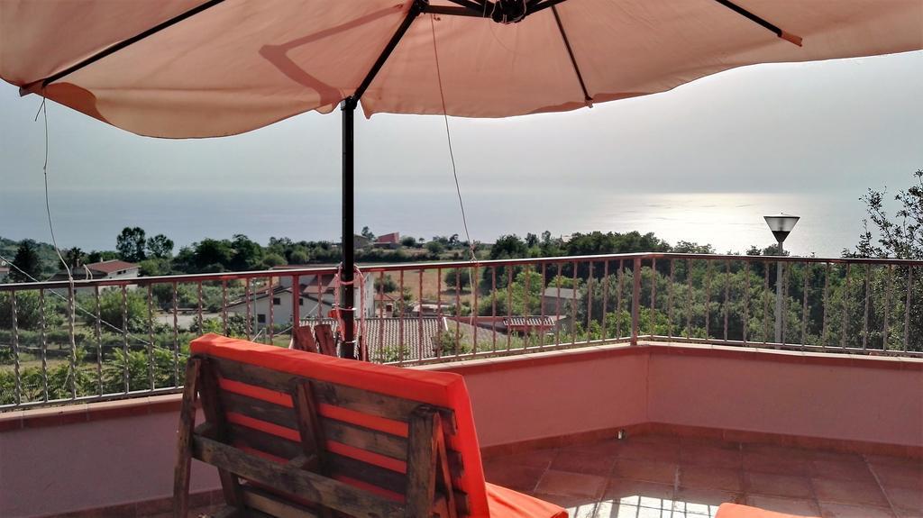 Agriturismo Agri Armonia ซานลูซิโด ภายนอก รูปภาพ